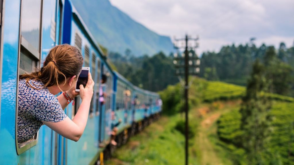 The Complete Guide to Sri Lanka’s Scenic Train Routes